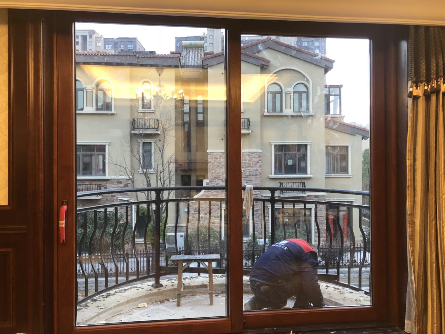 鋁包木重型提升推拉門(mén)