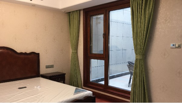 金堂木為蘇州壹號(hào)業(yè)主提供鋁包木門(mén)窗