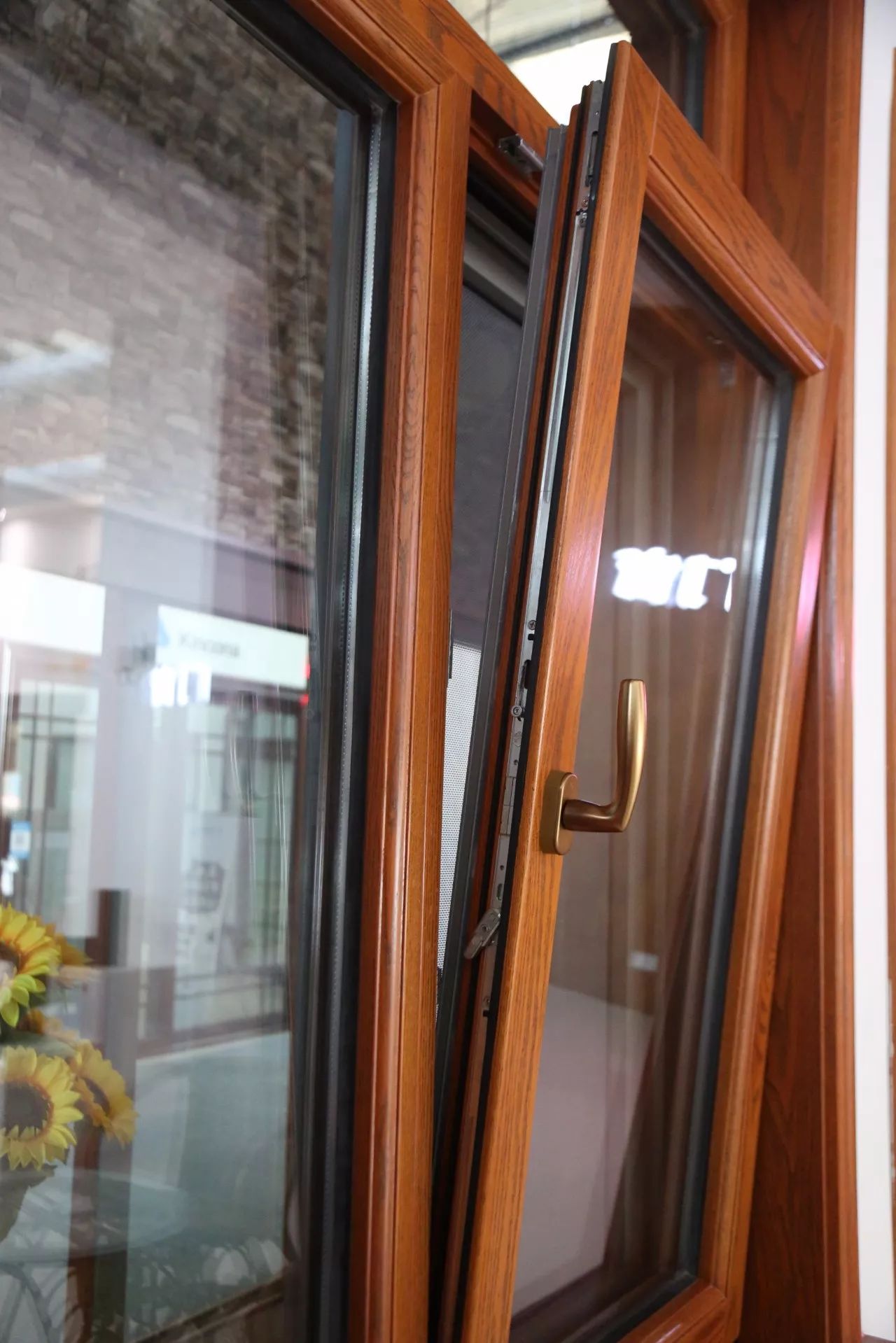 鋁包木門(mén)窗