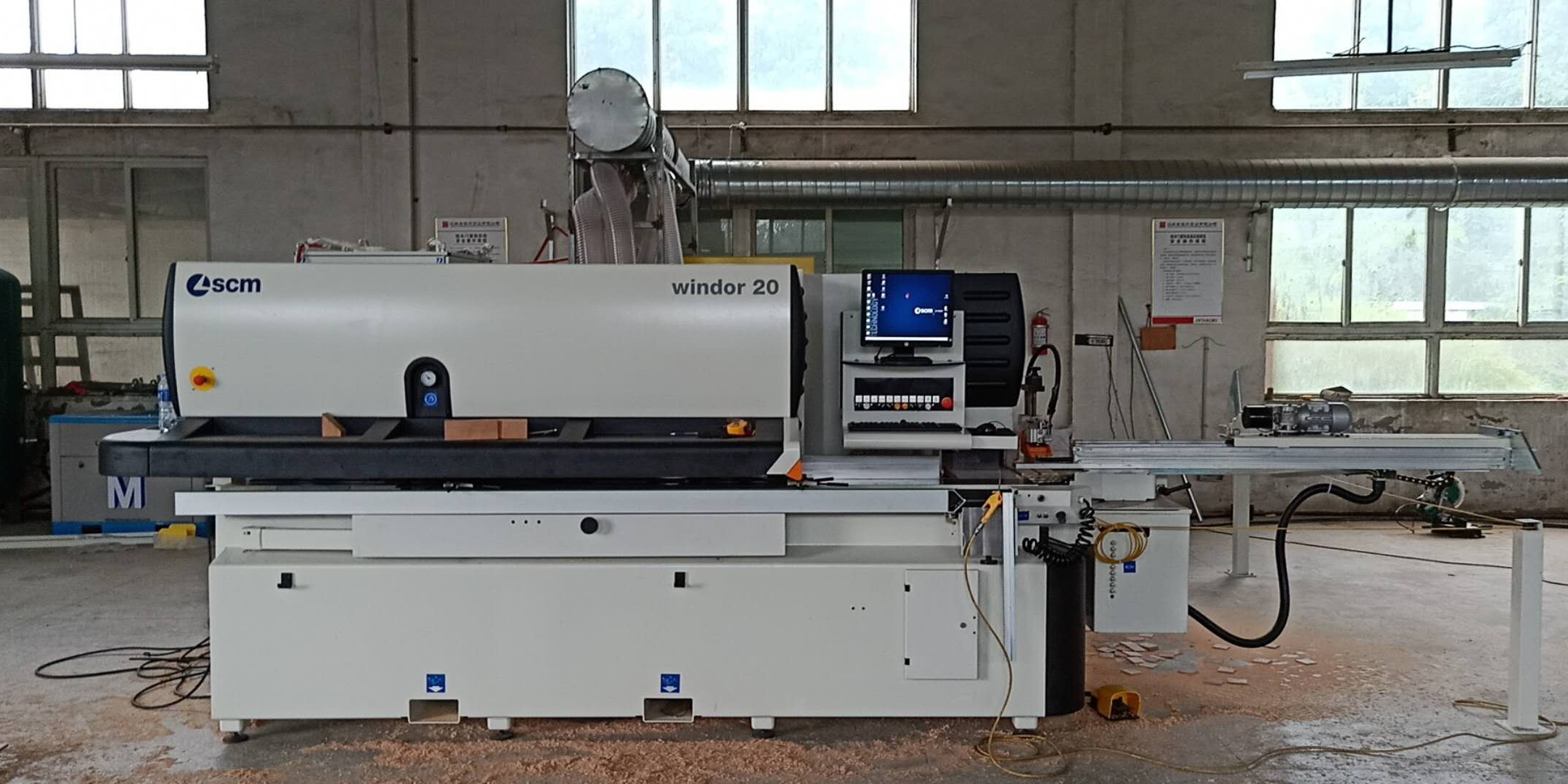 金堂木引進(jìn)SCM windor20設(shè)備加快鋁木門窗產(chǎn)業(yè)升級